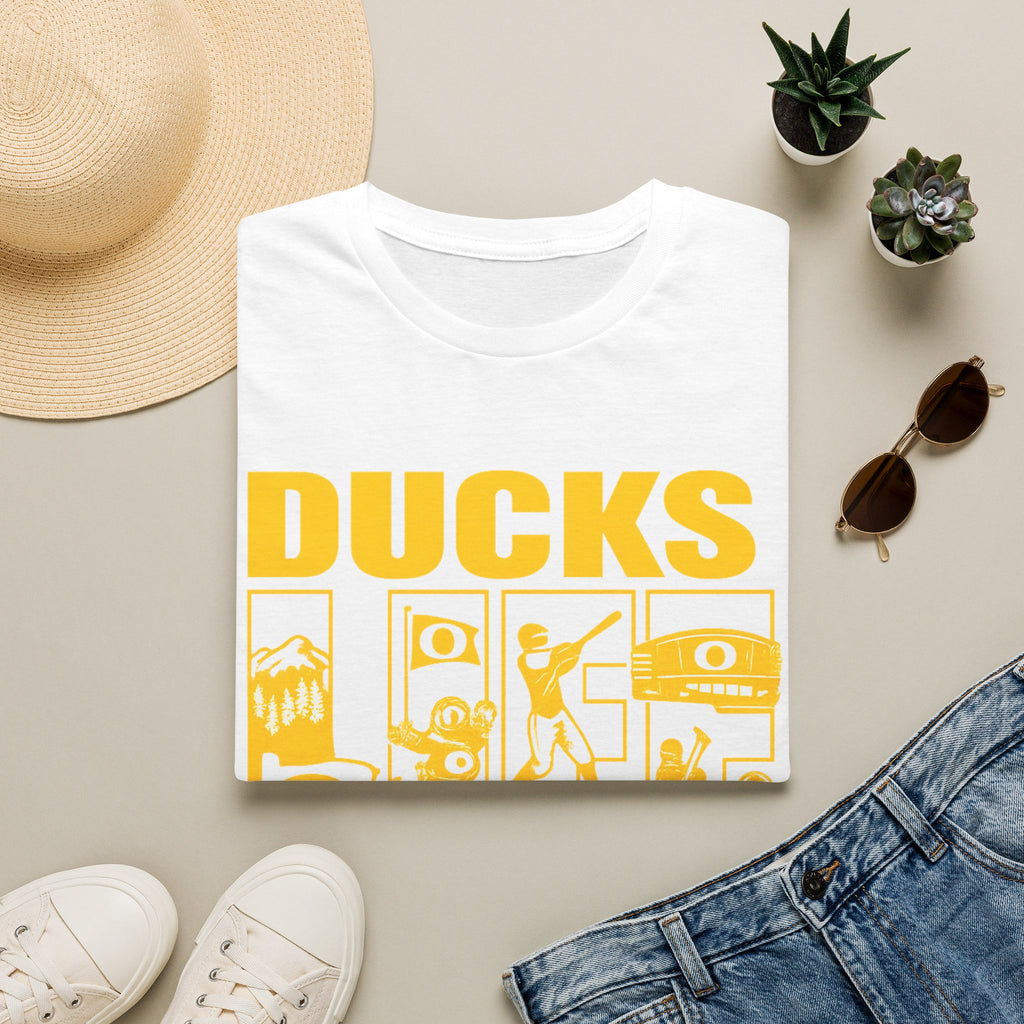 Ducks Vintage Photo Tee — Retro Black & White Duck Graphic T-Shirt - Oregon Ducks